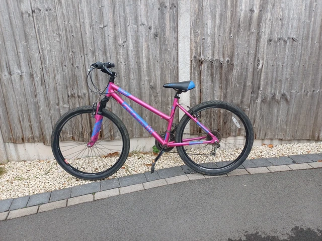 Bike Shop Falcon Modena Women's Hybrid Bike Falcon Vienne 17