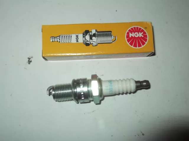 NGK  SPARK PLUG BPR6ES  STOCK No 4824 Genuine Part