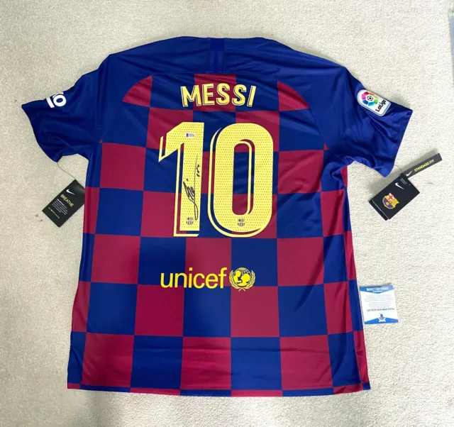 Lionel Messi Autographed Barcelona (Inscribed Leo) Jersey Beckett BAS COA