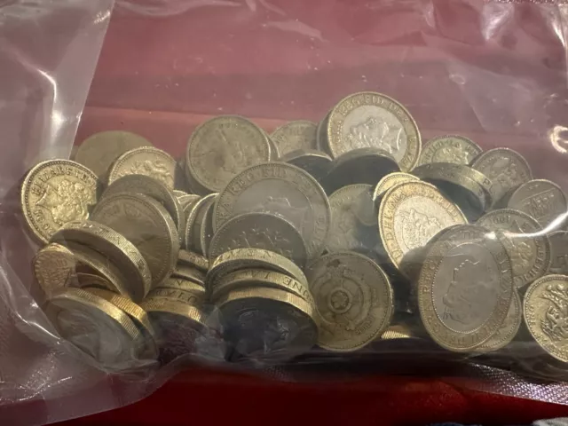 Vintage Great Britain British Pound Round Coin Lot of 100 Pounds 1 and 2