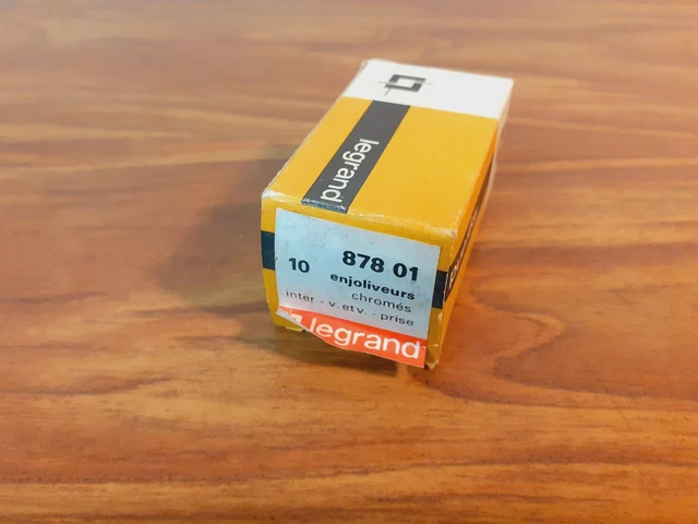 LOT DE 25 prises anciennes LEGRAND CHAMBORD appareillages EUR 50,00 - FR