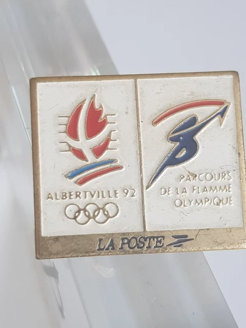 Pin's LA POSTE Avec deux Voilier Tosca #F2
