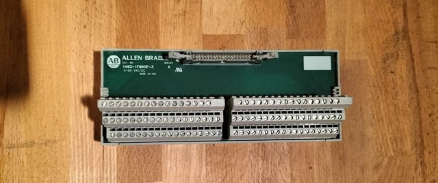 module d'interface 40 contacts 1492-IFM40F-3 Allen Bradley