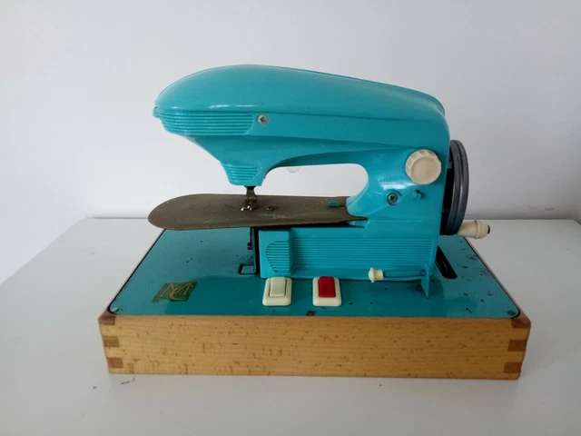 Jouet Ancien - Machine à Coudre "Ma Cousette" - Vintage Luxe