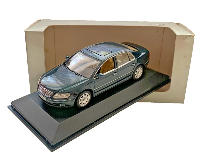 Miniature Volkswagen Touran GP Bleu 1/43 Minichamps - Modèle Réduit 2007 Neuf Sous Boîte