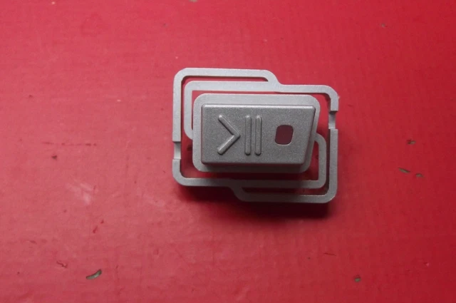 Washing Machine HOTPOINT HE8L 493G UK PLAY / PUASE BUTTON