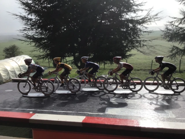 FIGURES Ciclista - Cyclist - Team Cofidis - Tour De France (2023), White