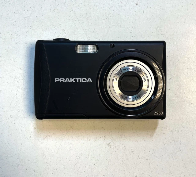 PRAKTICA Luxmedia Z250 Digital Camera - Black. Read!!