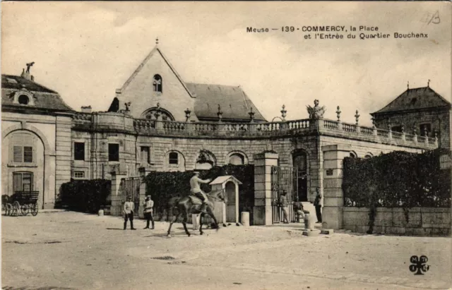 CPA COMMERCE - The Place et l'Entrance du Quarter Bouchenx (631416)