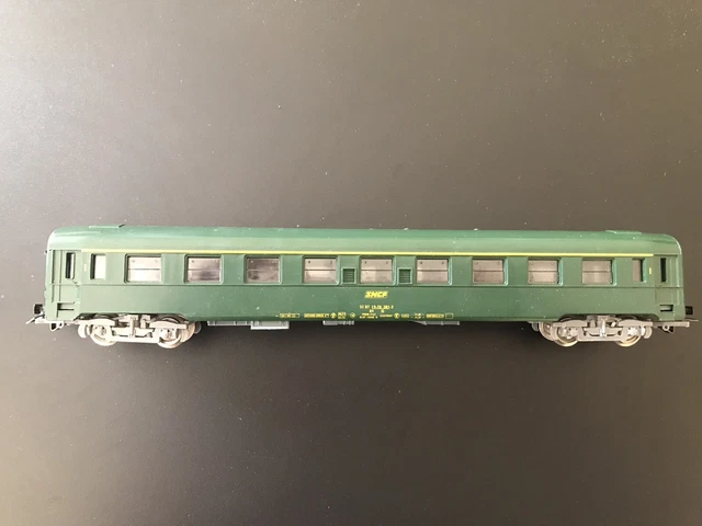 3 Wagons Voyageurs SMCF – Réf 486/485 – Échelle HO – Occasion Très Bon état