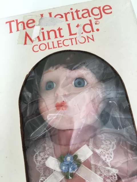 Boxed (Opened) 1988 Vtg Heritage Mint Collection Ashley D23 40cm Porcelain Doll