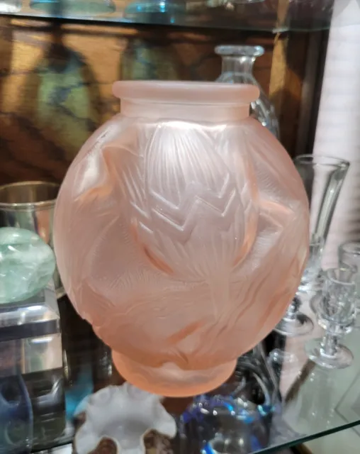 Rare Matte Pink Pierre D'Avesn French Art Deco "Les Nenuphars" Vase