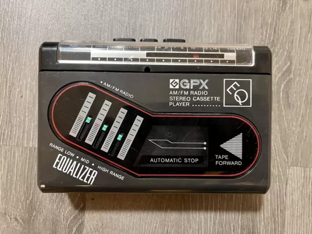 RadioShack Optimus SCP-88 Stereo Stereo Cassette Player 3 Band Equalizer EQ