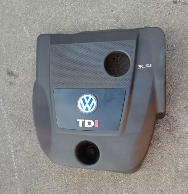 Cache moteur Golf 4 TDI original Volkswagen