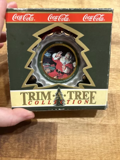 Coca-Cola Trim-A-Tree Collection 1990 Santa Claus Coke Bottle Cap Ornament VTG