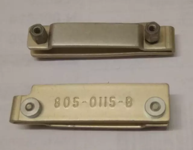 805-0115-B e 805-0115-C  coppia di supporti in alluminio x fissaggio cavo floppy