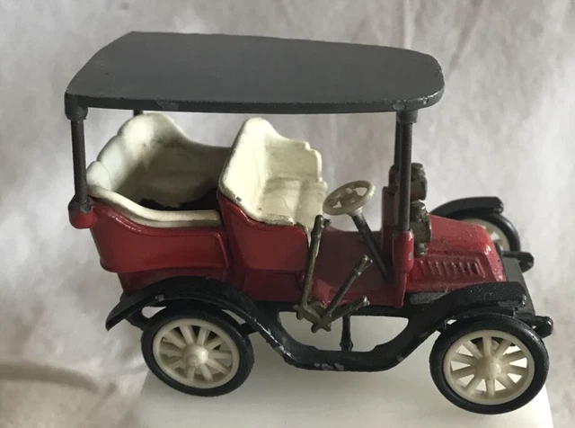 Voiture RAMI JMK- Modèle : GEORGES RICHARD TONNEAU 1902 - Numéro