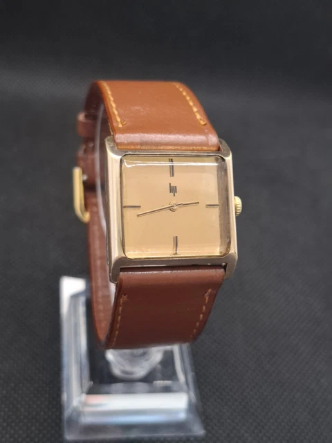 Montre Mécanique Vintage LIP RSC 553 – Boîtier Acier, Cadran Blanc – Fonctionnelle Avec Rayures