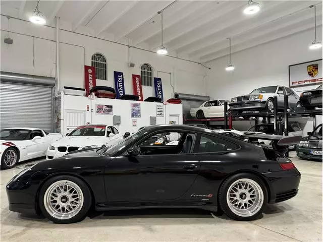 2003 Porsche 911 Carrera 4S | Widebody Turbo Look 2