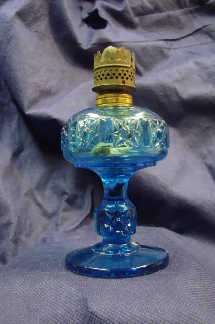 Antique Miniature Daisy & Cube Oil Lamp Blue   Smith Book Figure 482