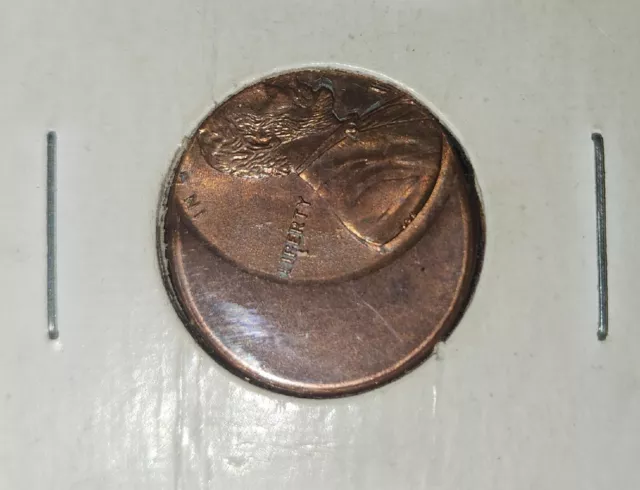 Rare Off Center Penny US Mint Error No Date - Off Center Lincoln Cent