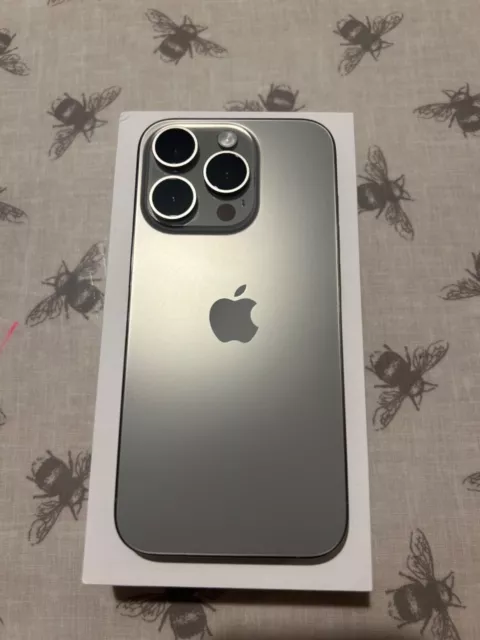 Apple iPhone 15 Pro - 128GB - Natural Titanium (Unlocked)