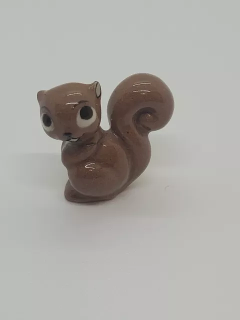 Hagen Renaker Brown Baby Squirrel Sitting Up.  4F