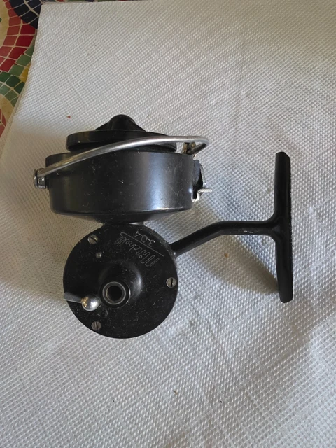 Ancien moulinet TAKER-FISH • EUR 10,00 - FR