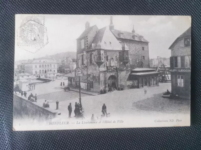 CPA 14 HONFLEUR - La Lieutenance et l'Hôtel de Ville