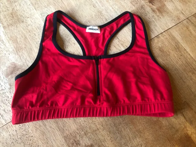 RUNNER ISLAND Give Me A Boost Sports Bra with Padding Sewn in, Zipper in  Front & Compression for Post Surgery Fitness
