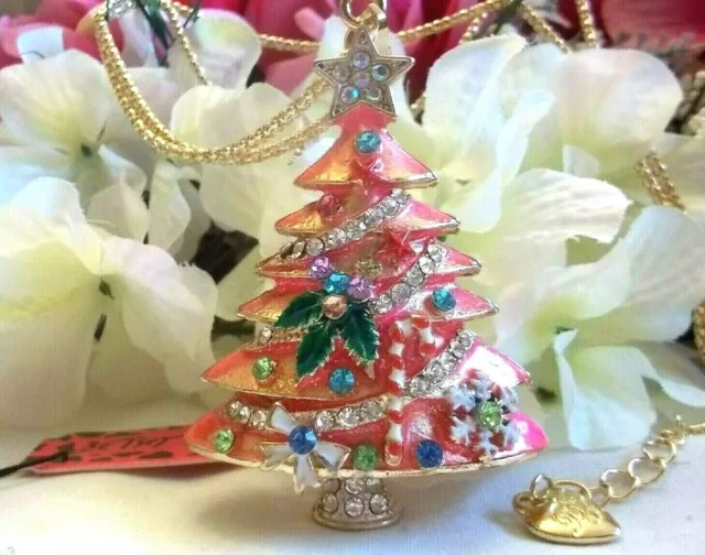 Betsey Johnson Beautiful Ornate Pink Christmas Tree Pendant Chain Necklace