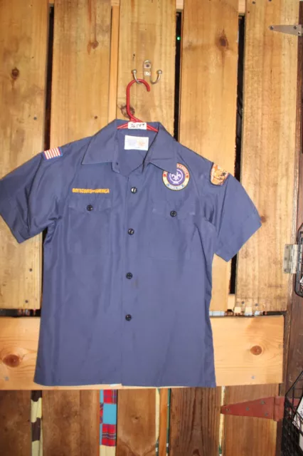 Boy Scouts of America Uniform Youth Shirt Medium Blue Cub SEWN on patches