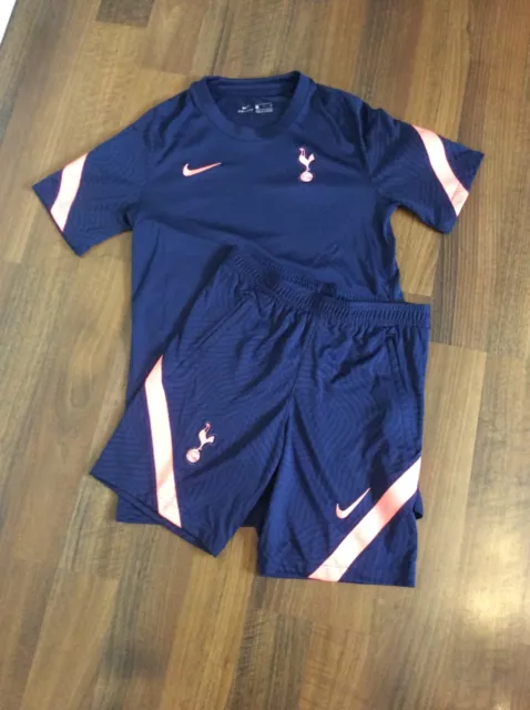 Ensemble nike tottenham 2025