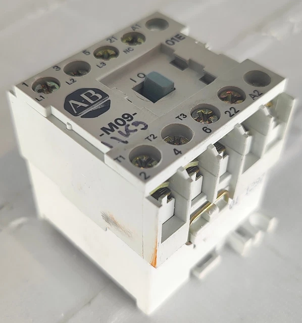 Allen-Bradley 100-M09N 31 Contacteur -M09-01E 10 Connecteurs
