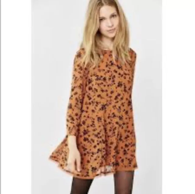 Urban Outfitters Kimchi Blue Long Sleeve Floral Dress in Rust size small