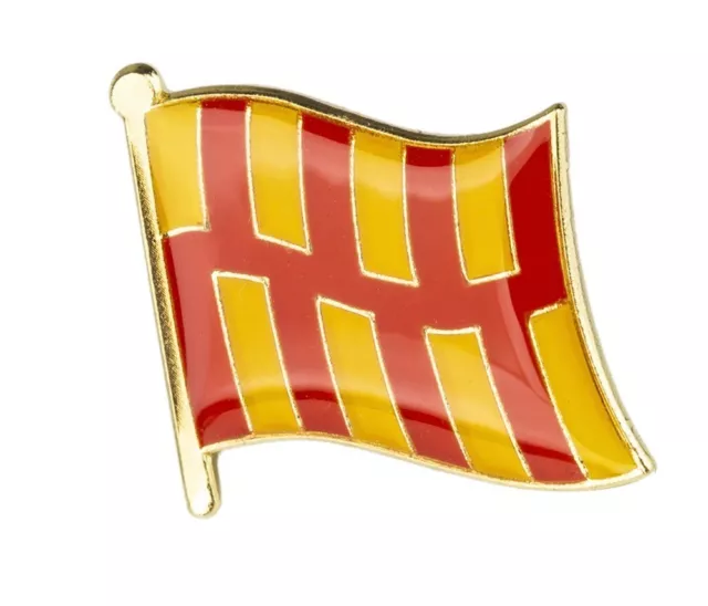 NORTHUMBERLAND  County Flag Enamel Lapel Pin Badge (UK SELLER - FREE UK POST)