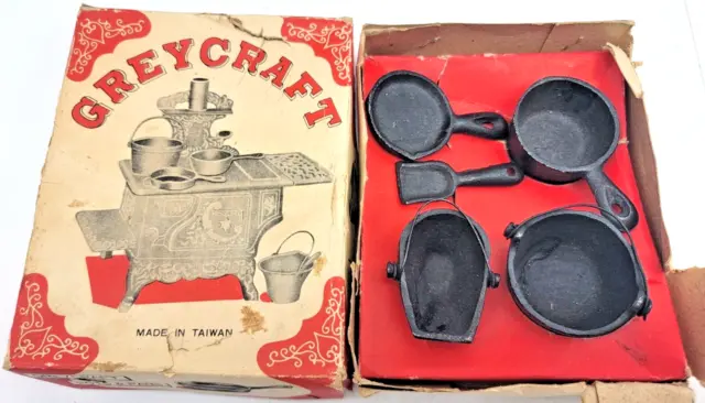 Vtg Greycraft Miniature Cast Iron Pots & Pans Toy 5pcs Original Box (Pre-Owned)