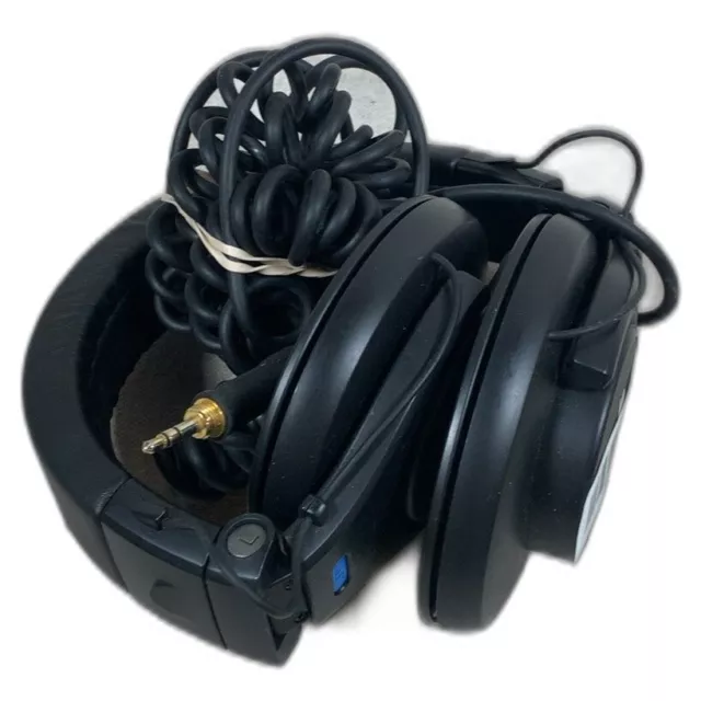 Shure SRH440 Professional Studio Headphones - Black