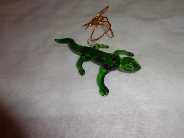 Hanging Lizard Green Figurine of Blown Glass Crystal 2