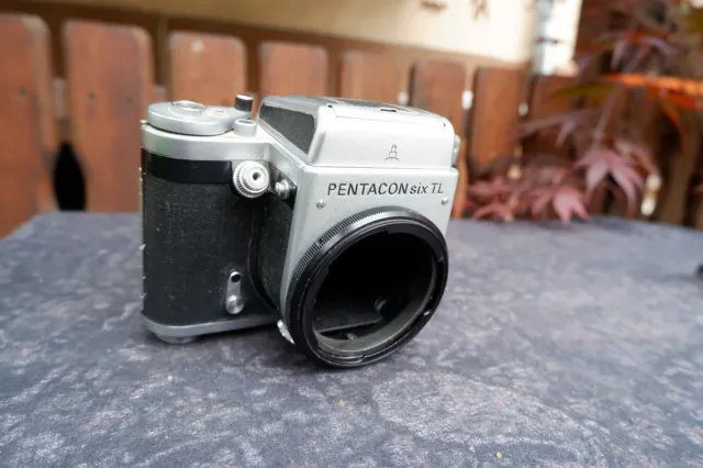 Pentacon Six TL SLR camera fonctionne