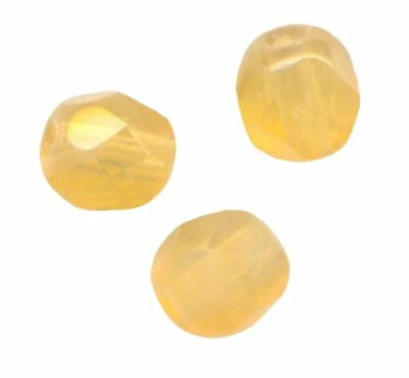 200  PERLES FACETTES DE BOHEME  4 mm LIGHT  TOPAZ OPAL