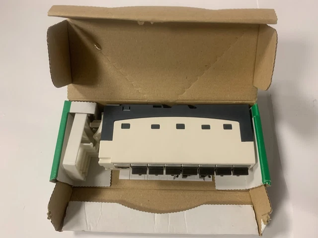 SCHNEIDER LU9GC3 MODBUS Splitter Communication Module 24VDC Ui 250V £70 ...