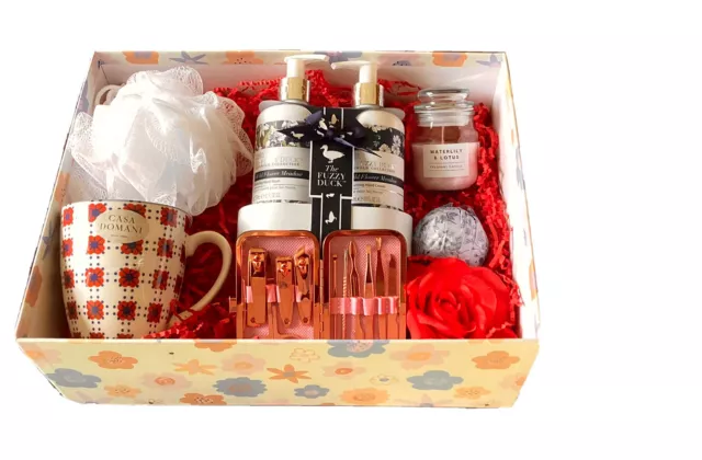 Gift hamper Bayliss & Harding Fuzzy Duck, bath & body manicure set , & more