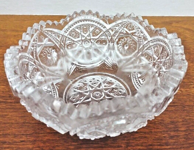 Vintage Imperial Cut Pressed Glass Round Candy Dish Bowl Star Sawtooth Rim