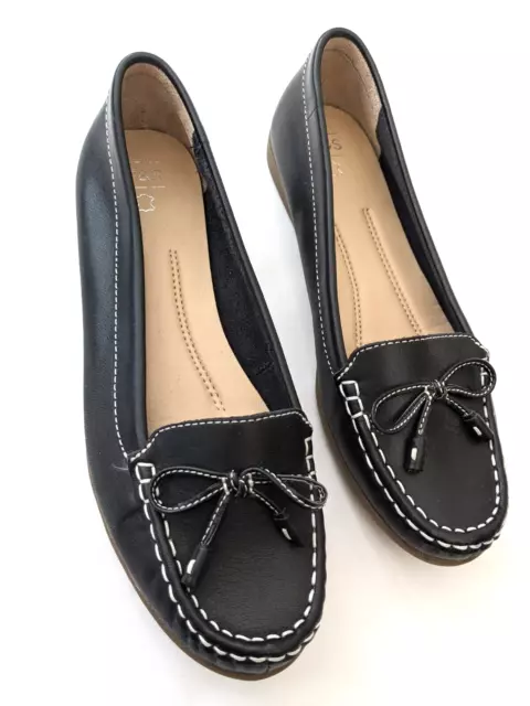 M&S Shoes Womens 5.5 Black Leather Flats Slip On Deck Boat Moccasin Bow Comfort
