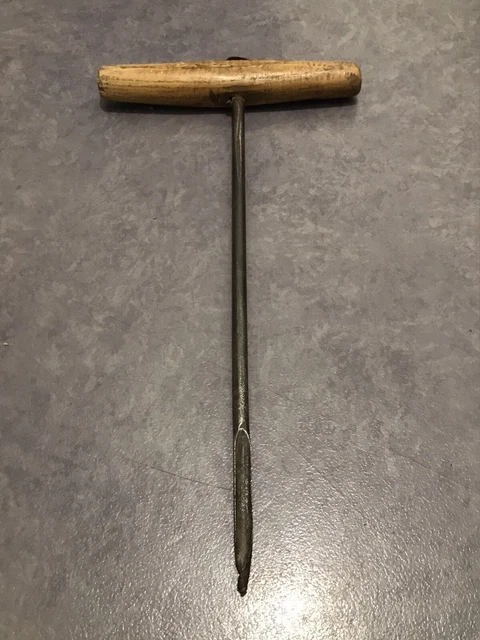 OUTIL ANCIEN GRANDE vrille ,mèche bois Vieux métiers EUR 16,50