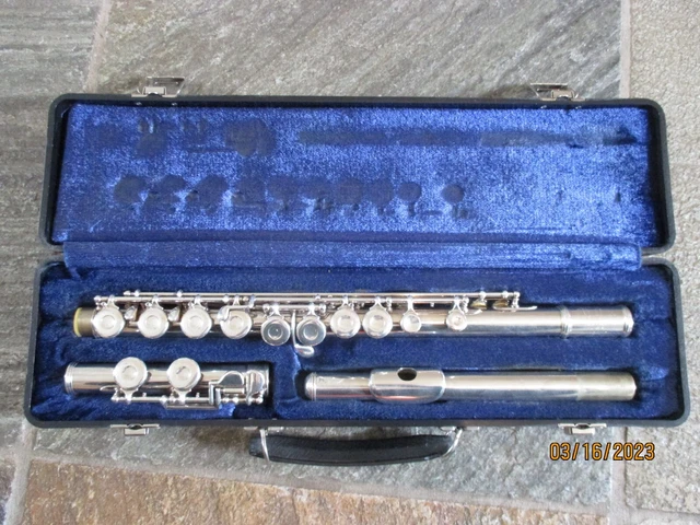 Artley 18-o |flute with hard case. Made in USA Artley 18-o |flute with hard case. Made in USA