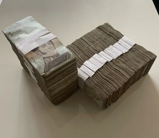 Venezuela 1 Million 2020 Bolivar X 2000 Bricks Used Currency.