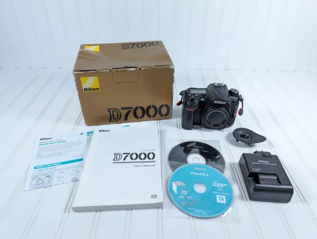 Nikon D7000 16.2MP Digital SLR Camera Black Body Only w/ Original Box Tested