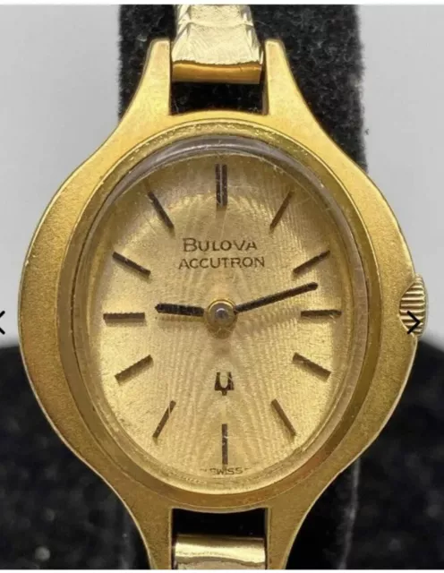 VINTAGE BULOVA ACCUTRON N4 Silver Tone Case Blue Dial Crystal Nos